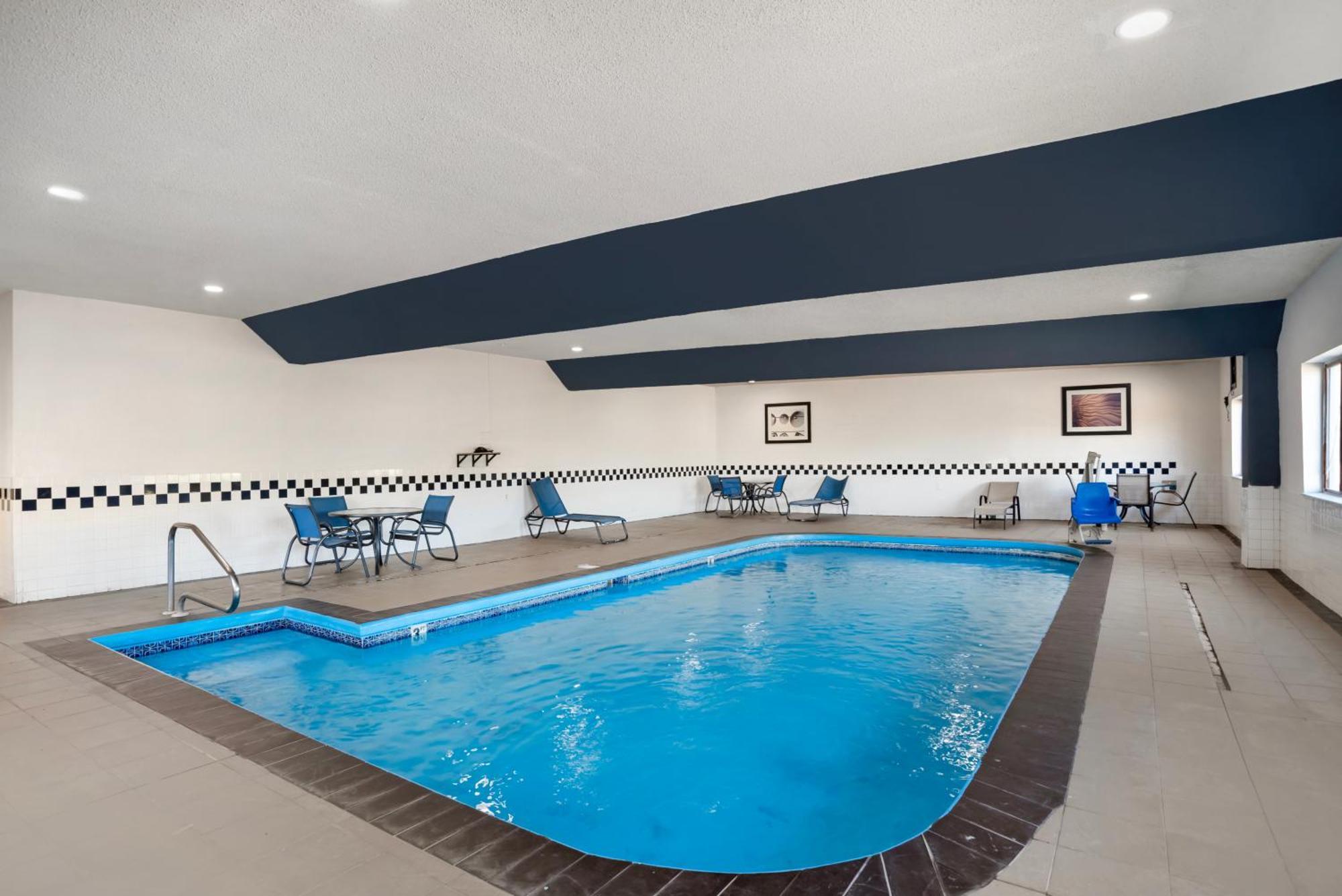 Comfort Inn & Suites Crystal Inn Sportsplex Gulfport Luaran gambar