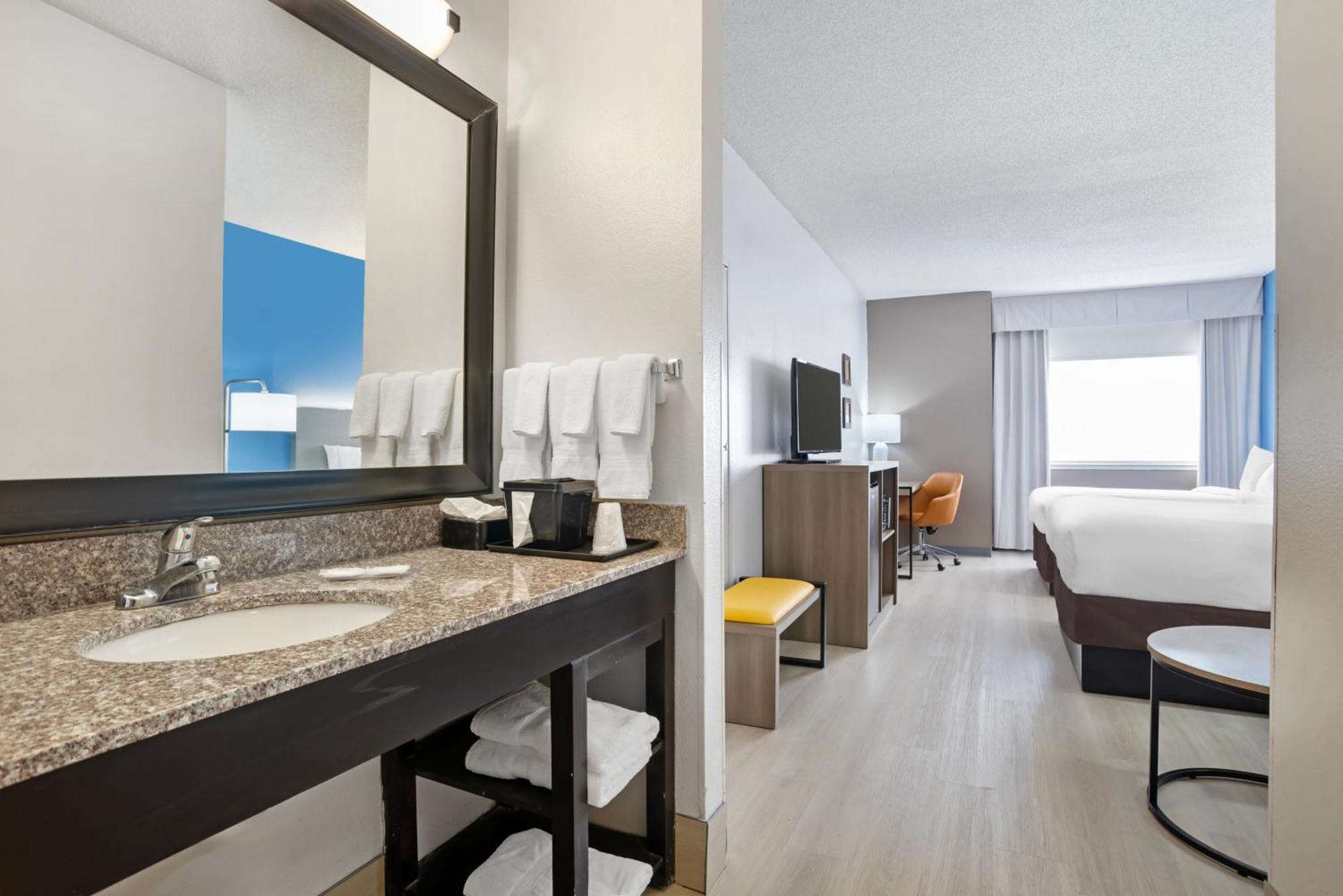 Comfort Inn & Suites Crystal Inn Sportsplex Gulfport Luaran gambar