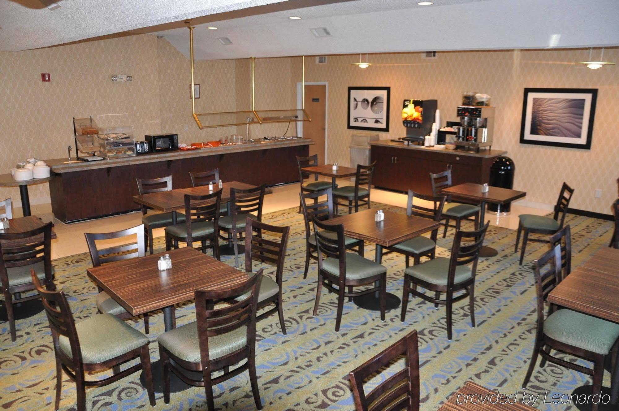 Comfort Inn & Suites Crystal Inn Sportsplex Gulfport Restoran gambar